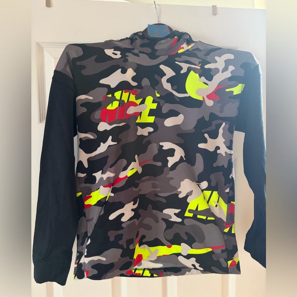 Nike Boys Black Gray Camo Hoodie with Neon Yellow & Red Accents